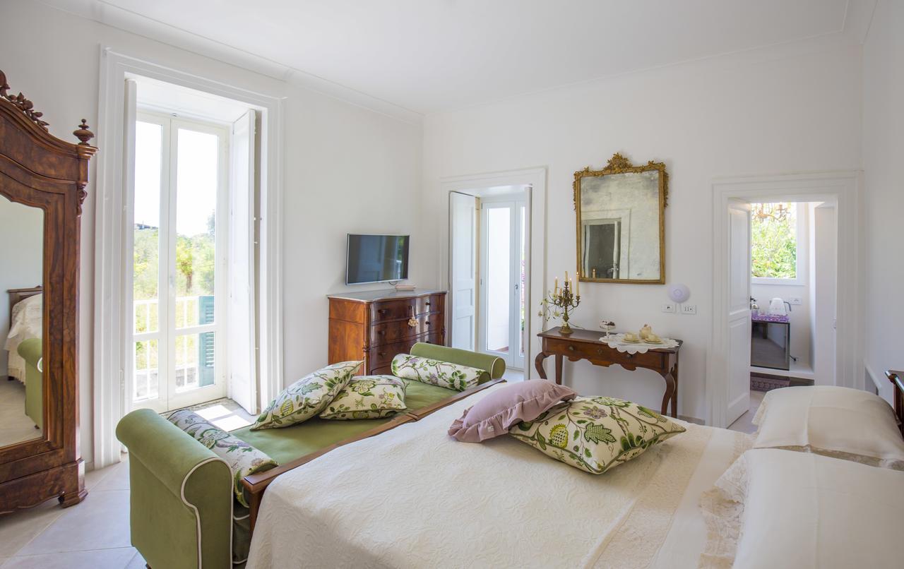 Palazzo Cacace Relais Bed & Breakfast Пиано ди Соренто Екстериор снимка